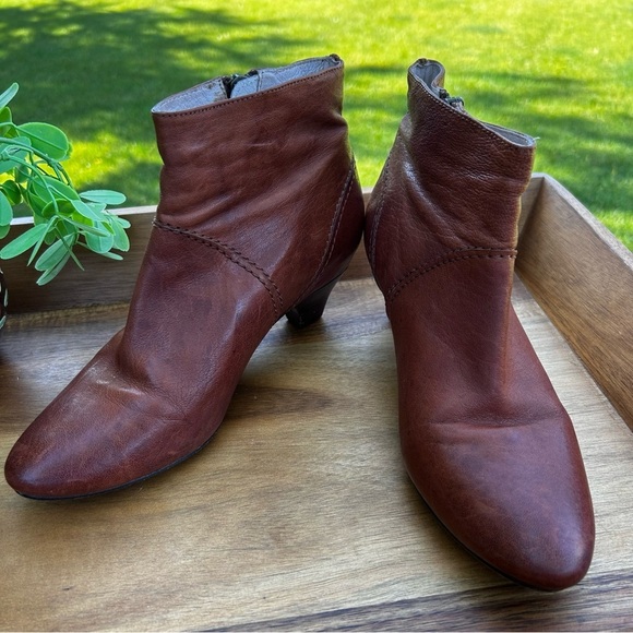 FRYE Steffi Ankle Bootie Side Zip Size 6.5 - Picture 15 of 15